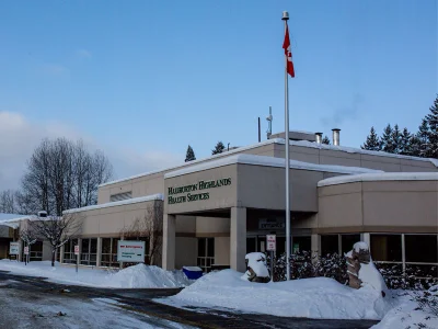 400:300?src=%2 Fimages%2 Fnews%2 Fhhhs-haliburton-winter l 300 400 img